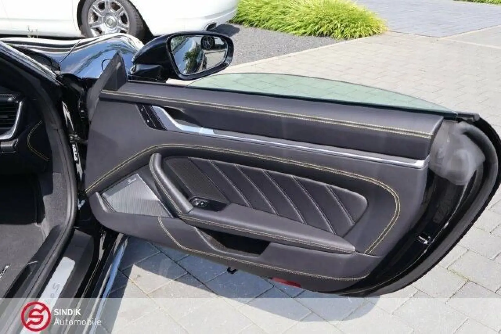 992 - 911 Carrera 3.8 Turbo S cabrio BURMESTER