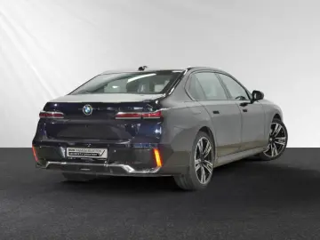 740d xDrive M Sport|SkyLounge|Standhzg.|Autobahn