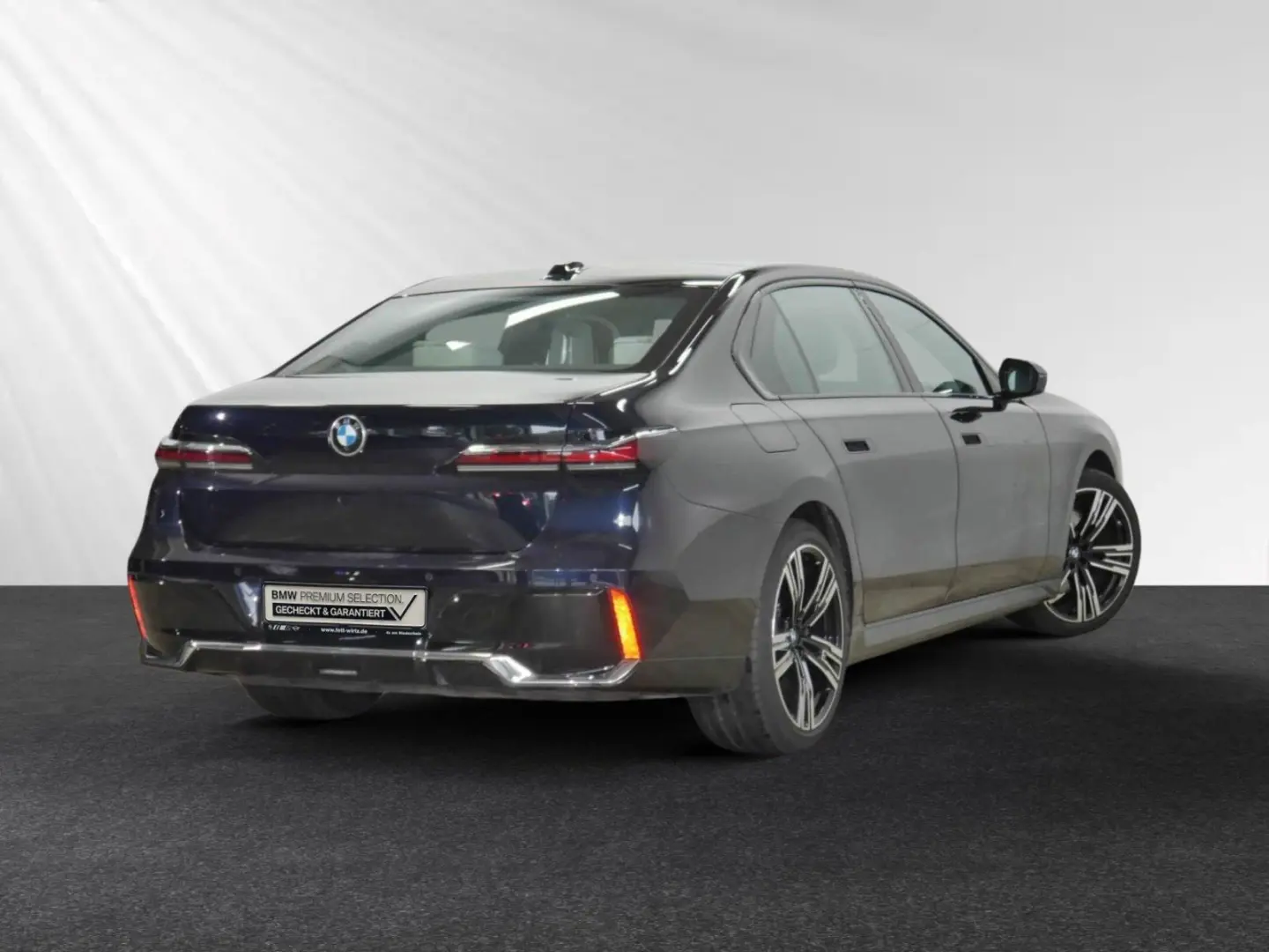 740d xDrive M Sport|SkyLounge|Standhzg.|Autobahn