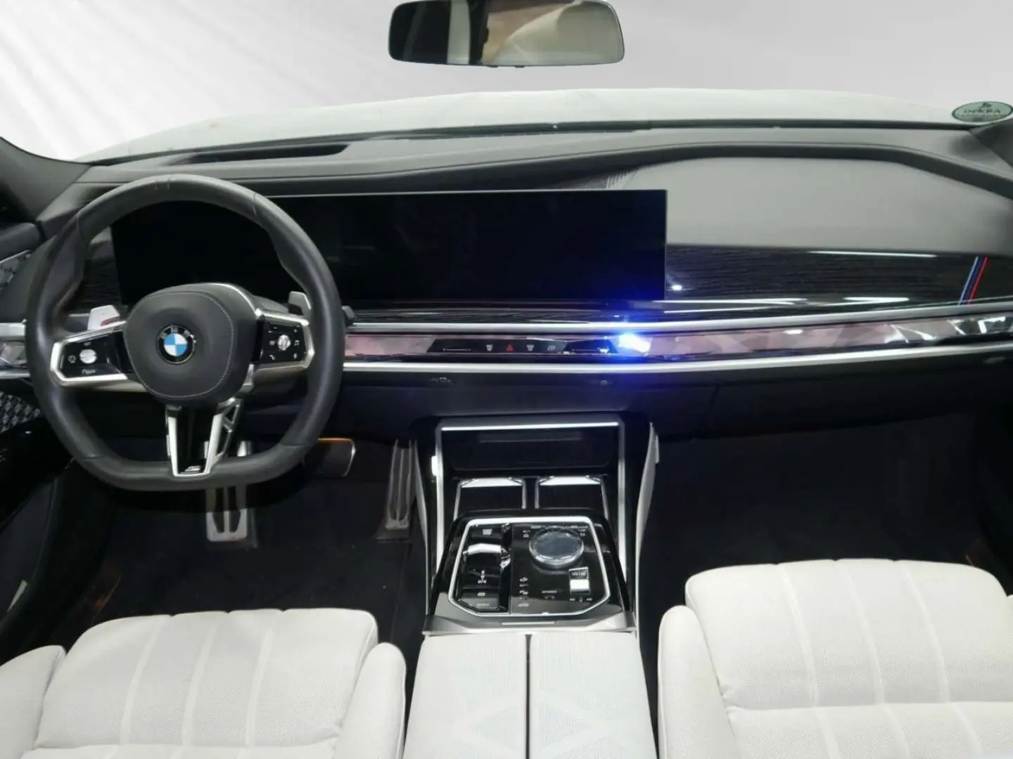 740d xDrive M Sport|SkyLounge|Standhzg.|Autobahn