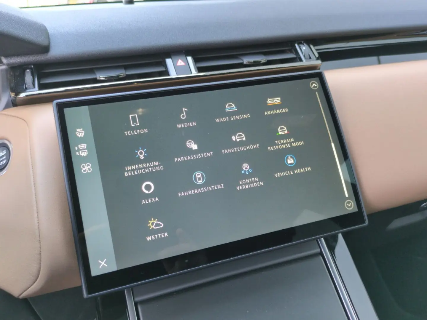Range Rover Velar D300 Dynamic HSE TOP Winter-P.