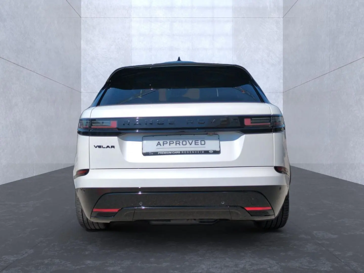 Range Rover Velar D300 Dynamic HSE TOP Winter-P.