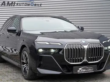 740d xDrive M Sport ICONIC SKYLOUNGE LUFT SOFT