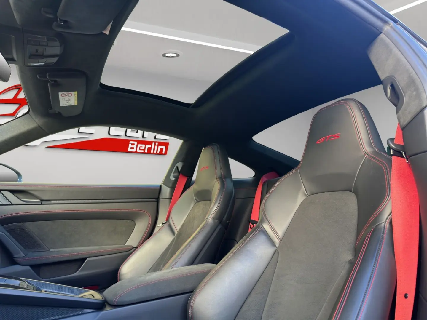 911 Carrera 4 GTS*APPROVED*KEYLESS*CHRONO*PANO*