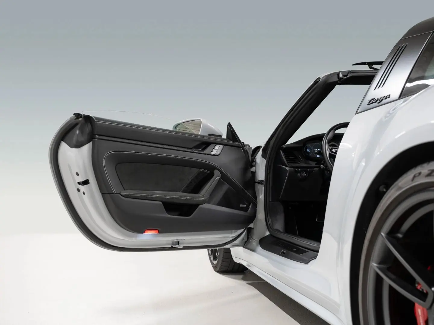 992 Targa 4 GTS InnoDrive Surround View BOSE