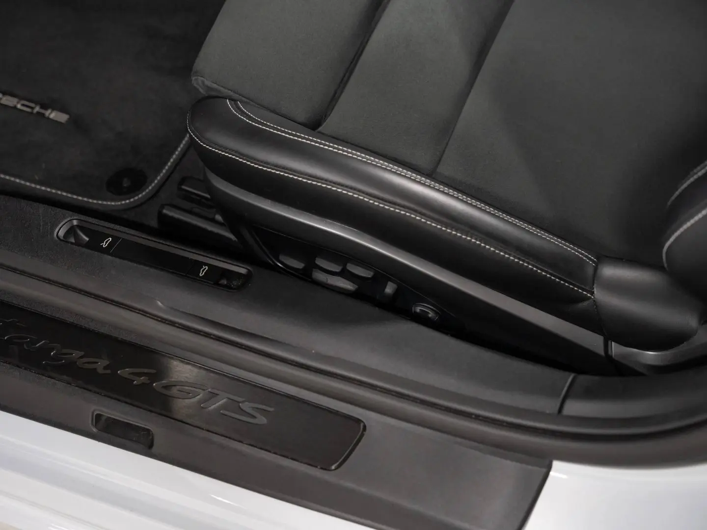 992 Targa 4 GTS InnoDrive Surround View BOSE