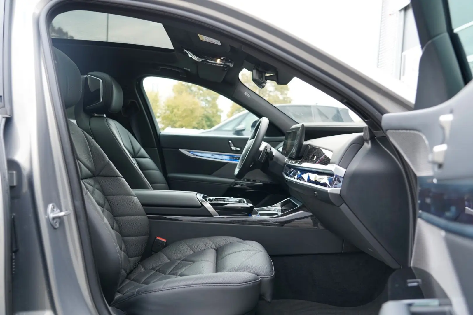 740d xDrive M Sport SKYLOUNGE LUFT HUD SOFT 360
