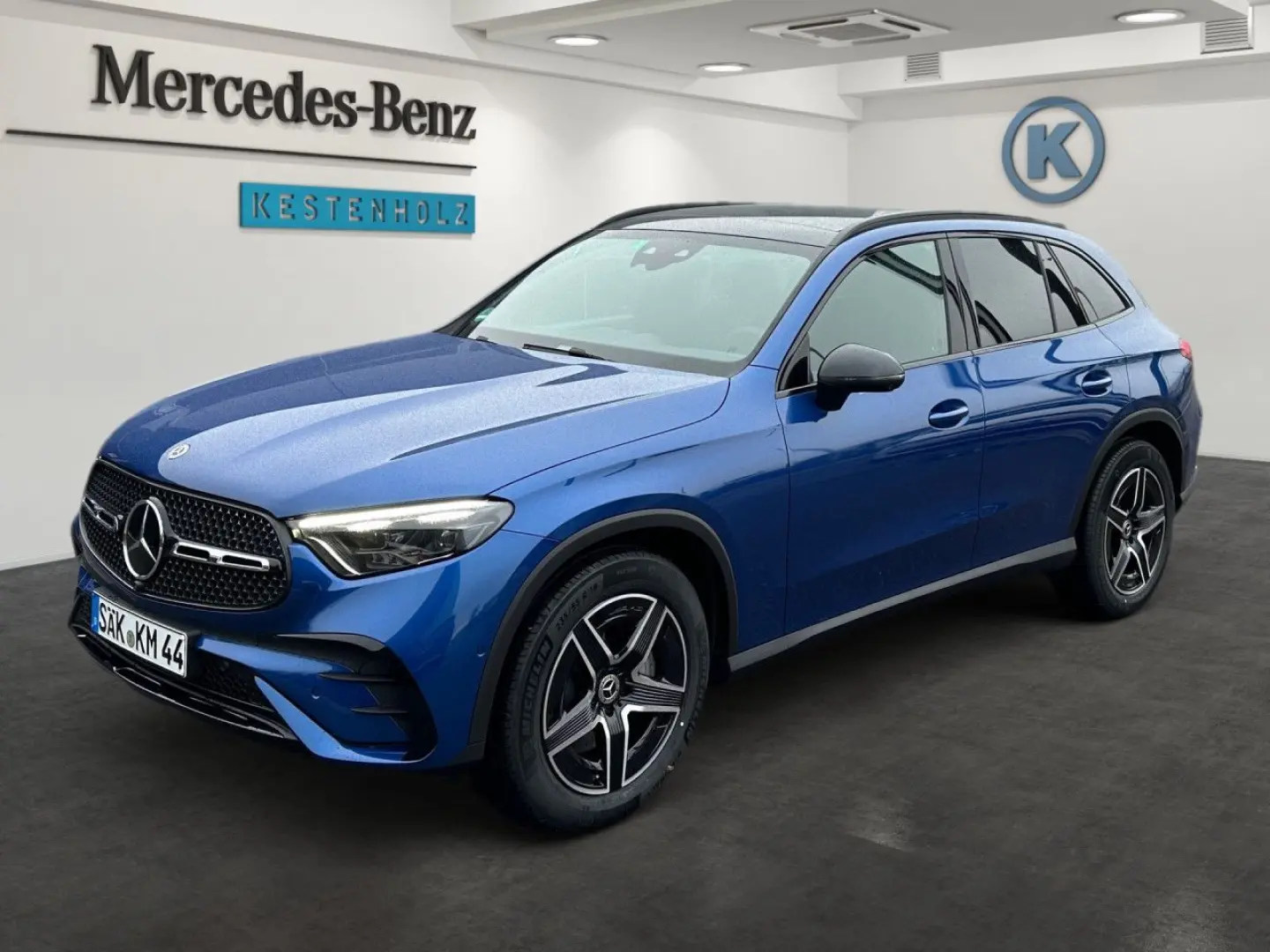 GLC 220 d 4Matic AMG+AHK+PANO+EASY-PACK+DIST