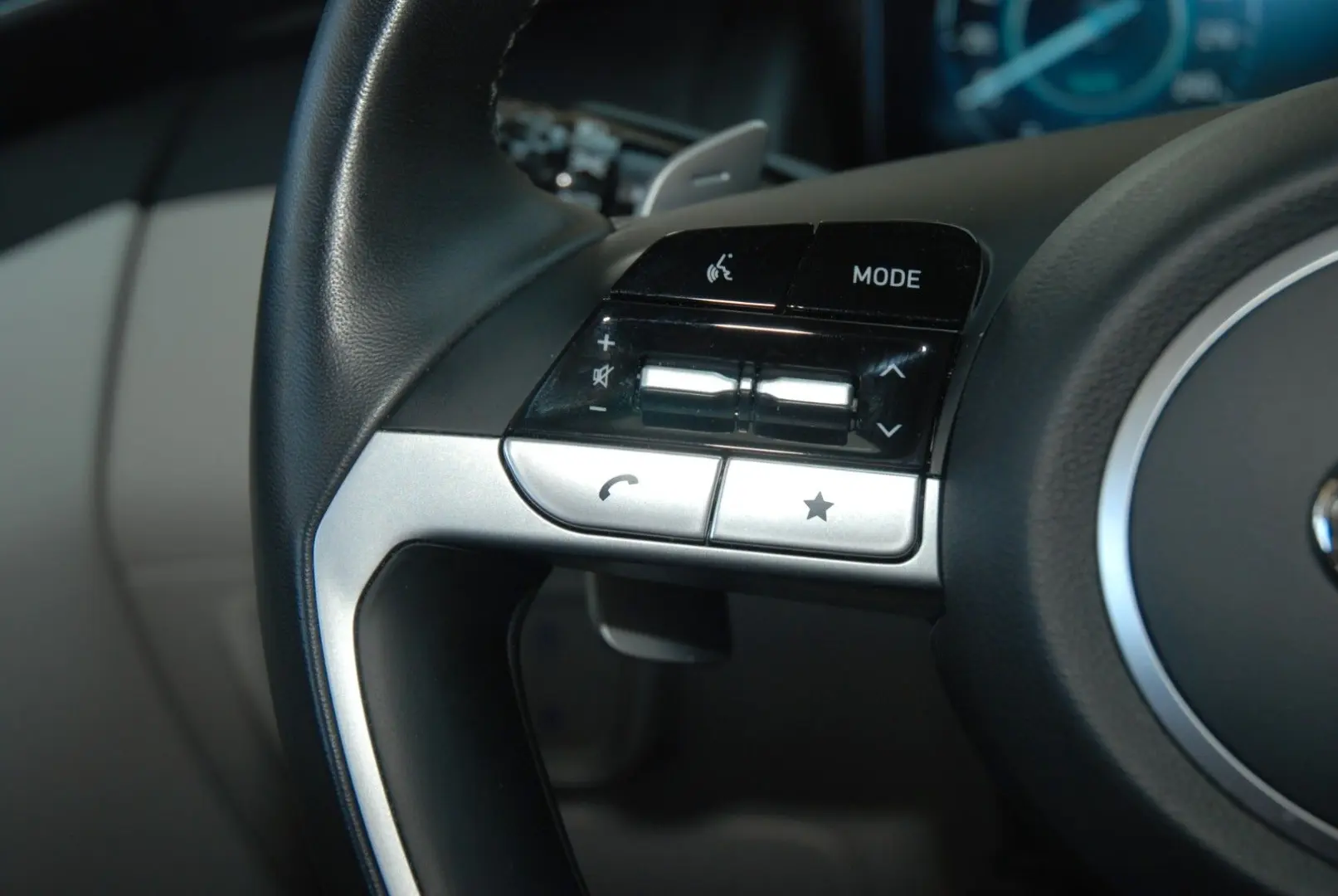 TUCSON 1.6 T DCT 4WD Plug-in Prime Assist Pano E