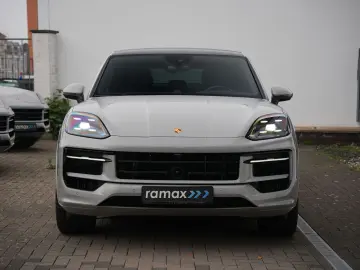 E-Hybrid Coupé SPORTDESIGN-PAKET-INNODRIVE-HUD