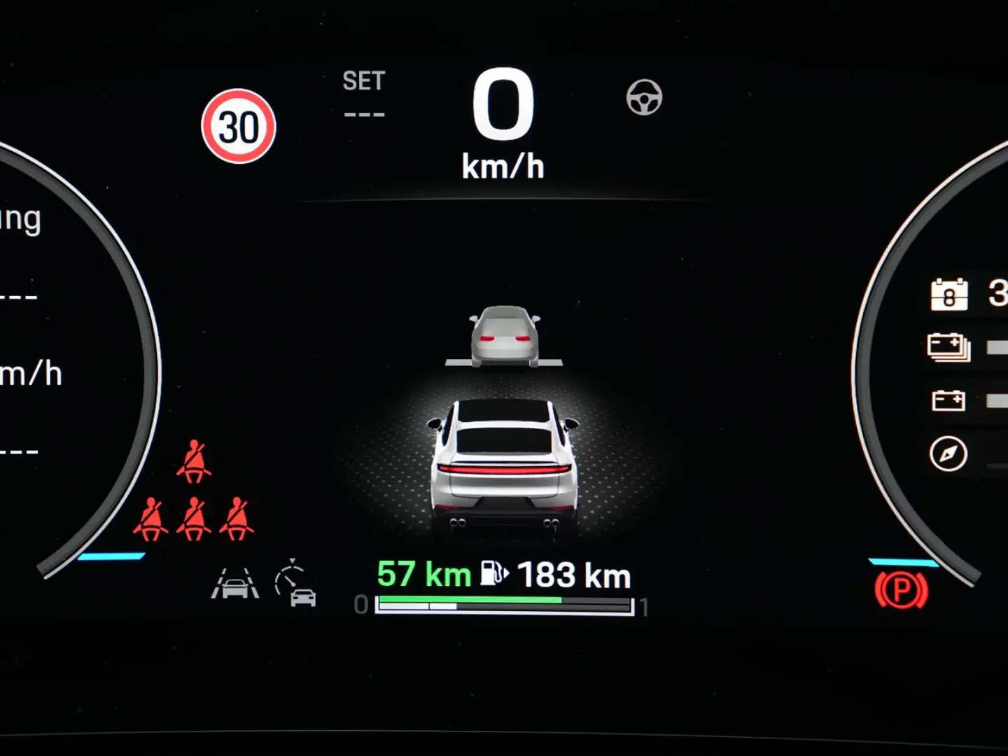 E-Hybrid Coupé SPORTDESIGN-PAKET-INNODRIVE-HUD