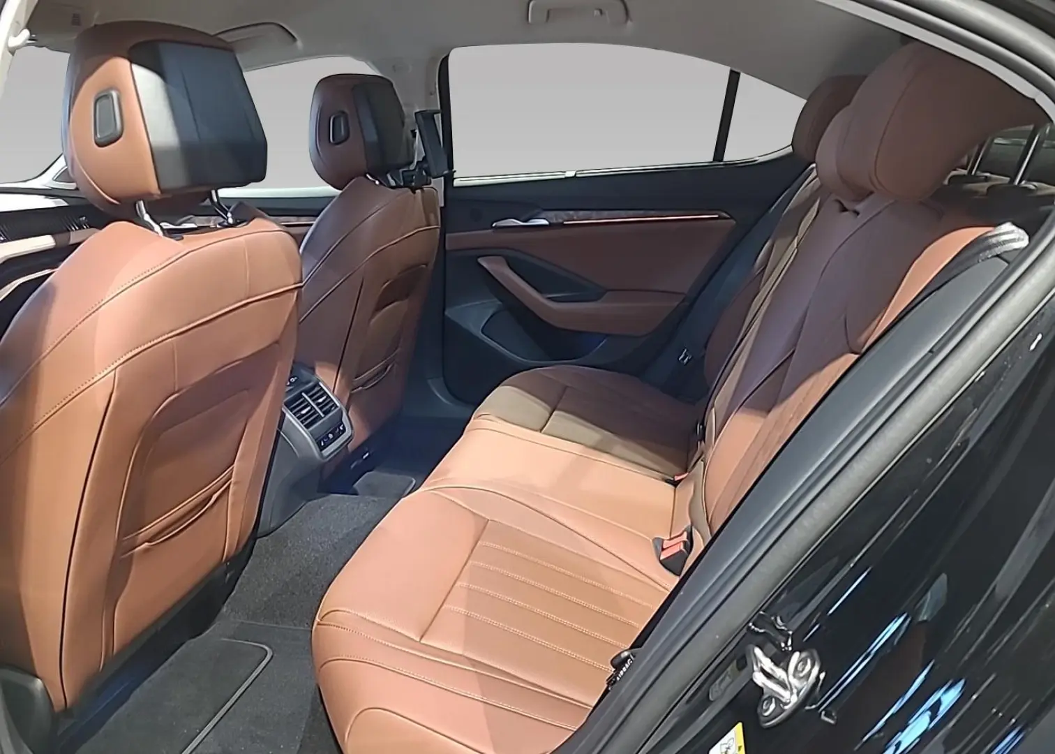 SUPERB L&K 2,0 TSI DSG 4x4