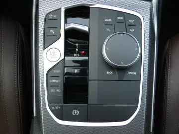M340i xDrive Limousine HK HiFi DAB LED AHK Shz