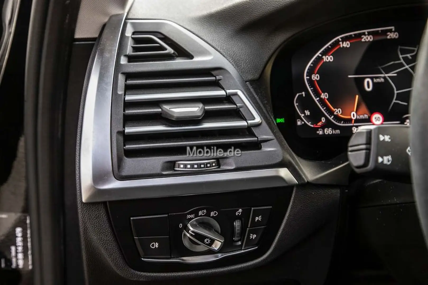 X4 xDrive20i Anhängerkupplung Navi HiFi RfKamera