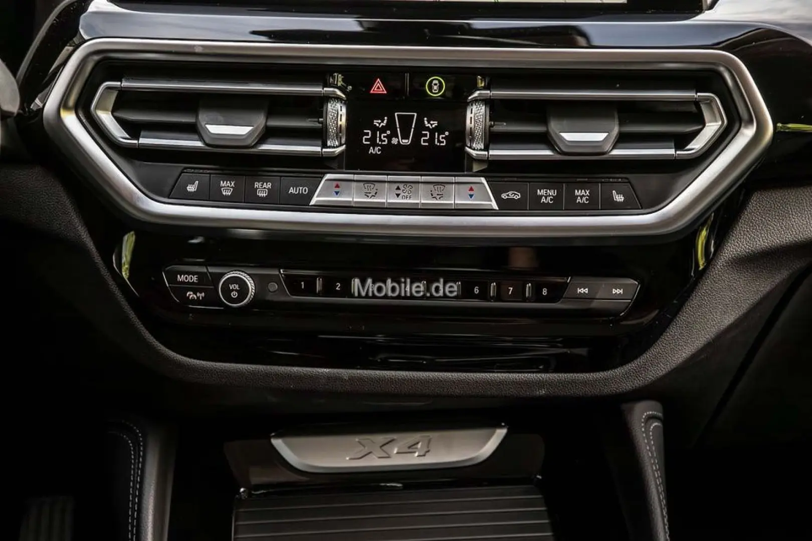 X4 xDrive20i Anhängerkupplung Navi HiFi RfKamera