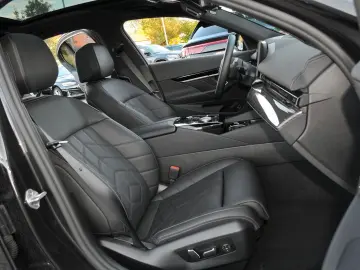 520 d xDrive M Sport Pano SHZ H&K 360 Kam