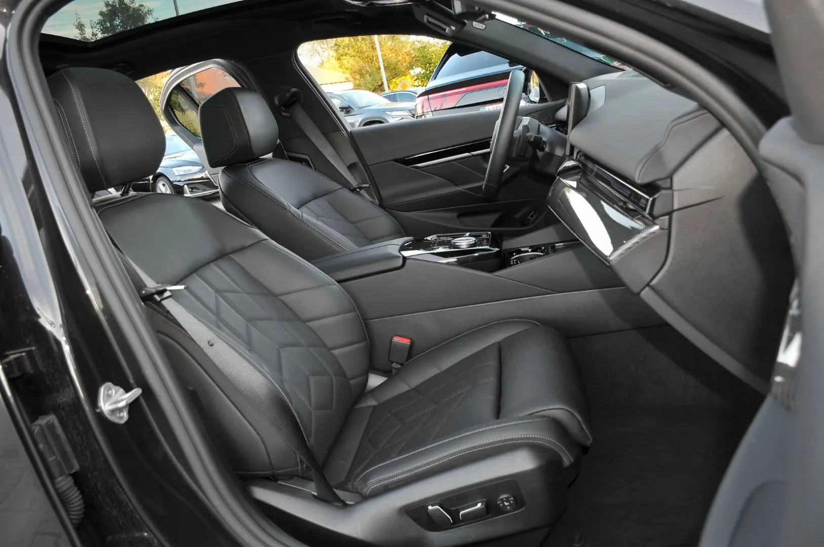 520 d xDrive M Sport Pano SHZ H&K 360 Kam