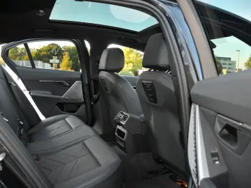 520 d xDrive M Sport Pano SHZ H&K 360 Kam