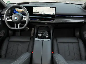 520 d xDrive M Sport Pano SHZ H&K 360 Kam