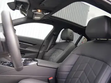 520d M Sport PANO H&K 360 HUD ACC SIDE KEY