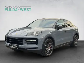 Cayenne S Coupe V8 Matrix/PASM/HALenkung/360/AHK