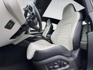 Cayenne S Coupe V8 Matrix/PASM/HALenkung/360/AHK
