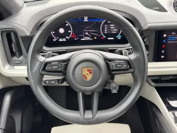 Cayenne S Coupe V8 Matrix/PASM/HALenkung/360/AHK