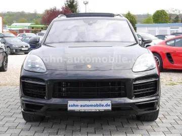 Cayenne Platinum Edition SPORT-DESIGN-PAKET/21