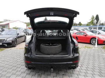 Cayenne Platinum Edition SPORT-DESIGN-PAKET/21