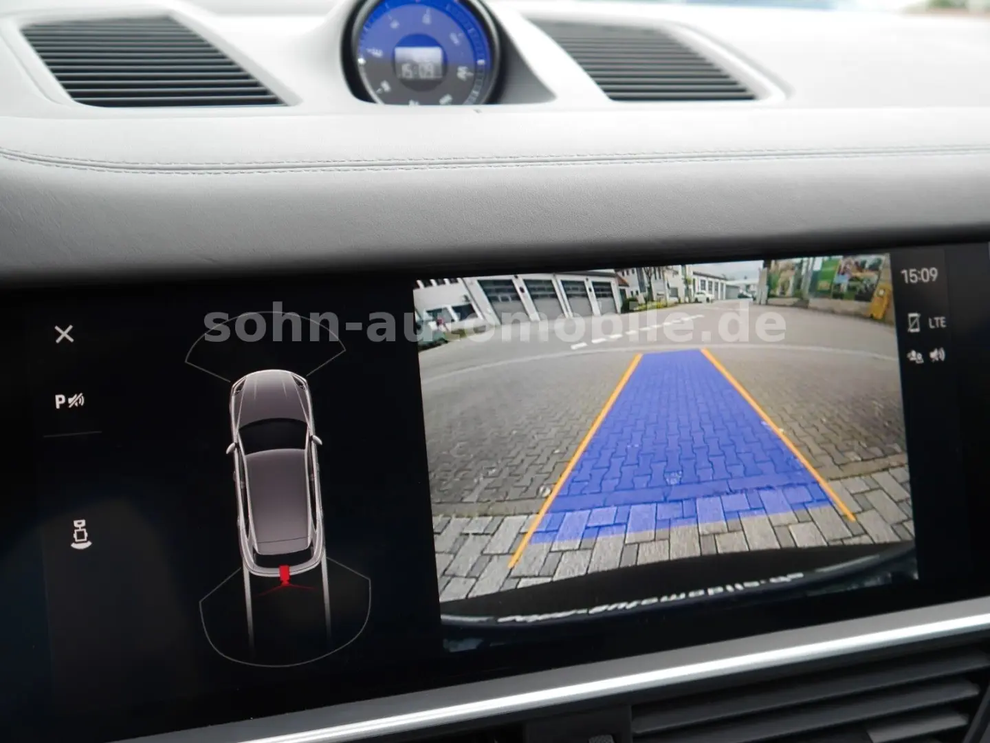 Cayenne Platinum Edition SPORT-DESIGN-PAKET/21
