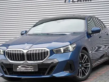 520i M Sport PANO HUD 360 MEMO H&K CARBON AHK