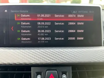 X2 sDrive20i Edition M Mesh Navi HiFi Leder  19