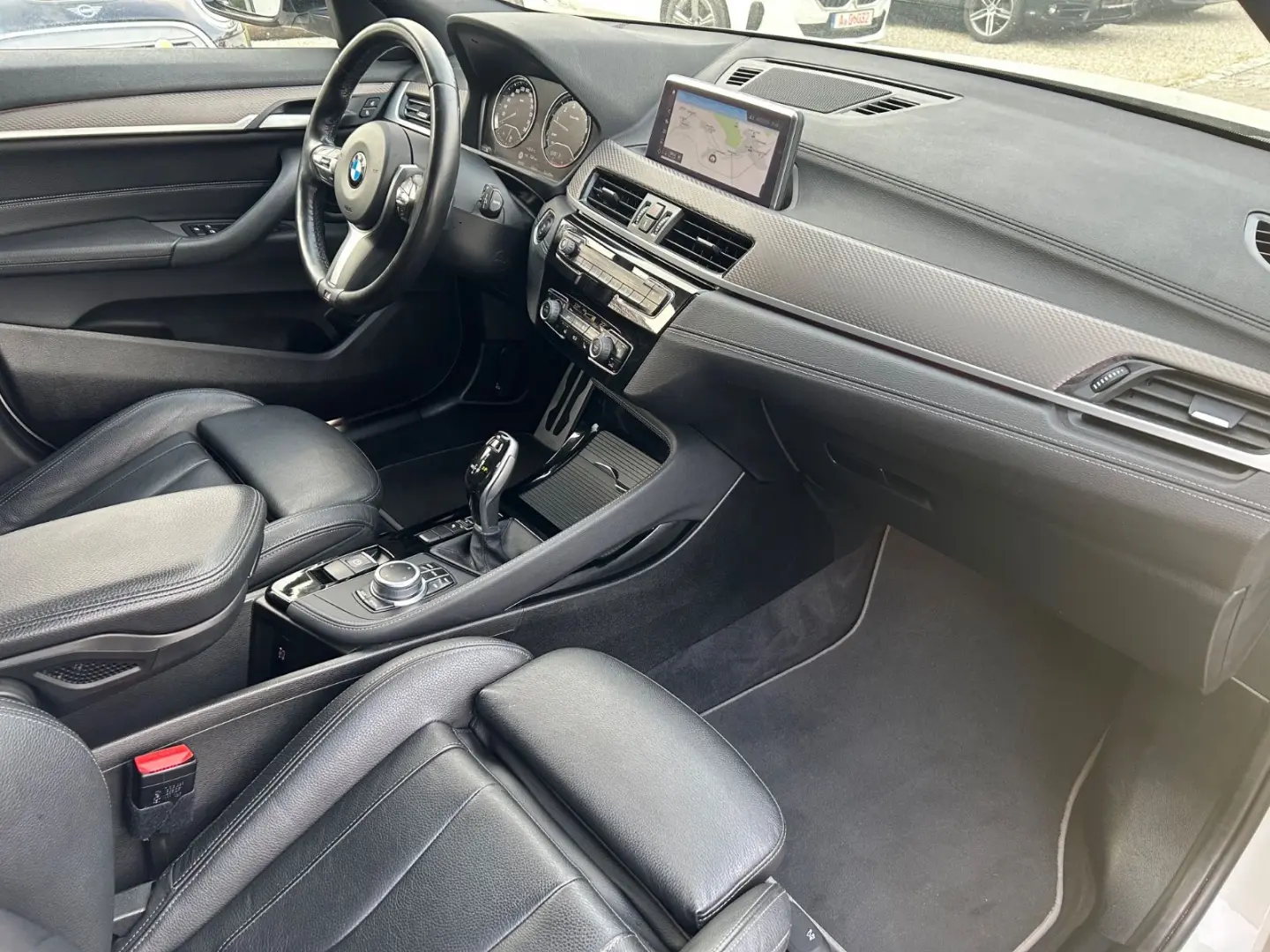 X2 sDrive20i Edition M Mesh Navi HiFi Leder  19