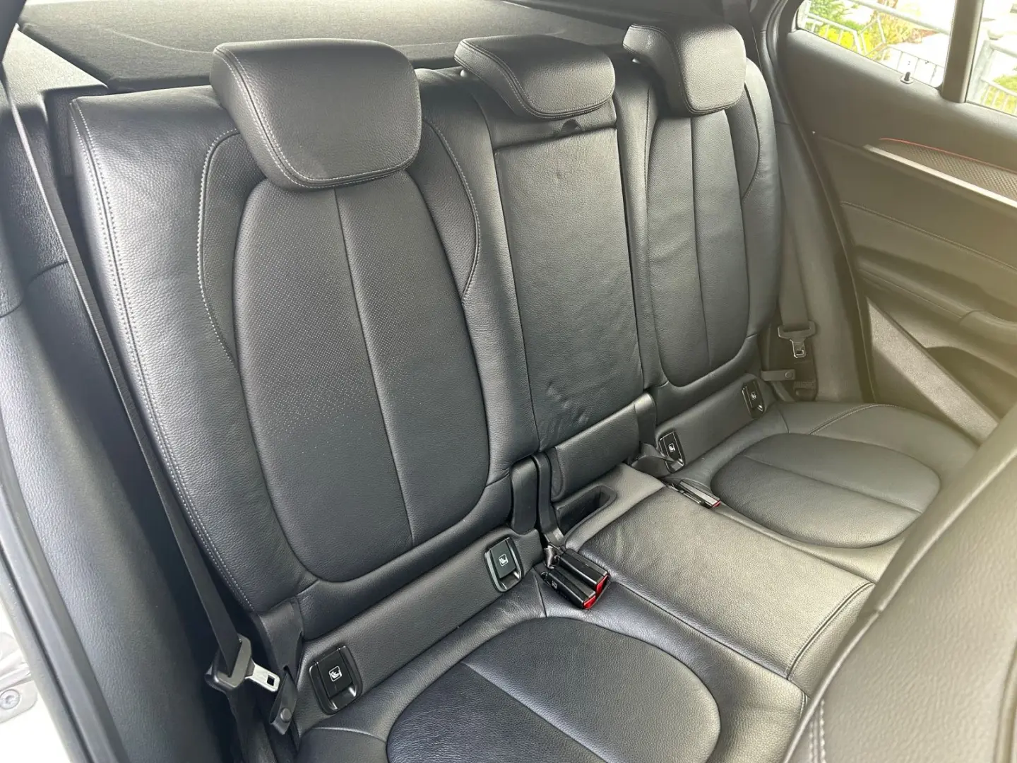 X2 sDrive20i Edition M Mesh Navi HiFi Leder  19