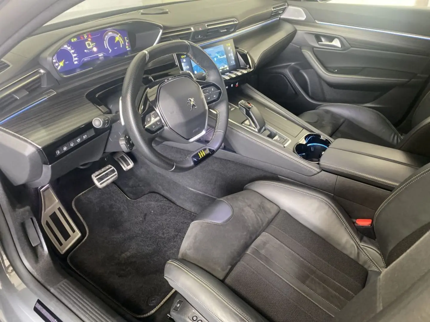 508 Plug-In Hybrid 360 e-EAT8 PEUGEOT SPORT ENGI