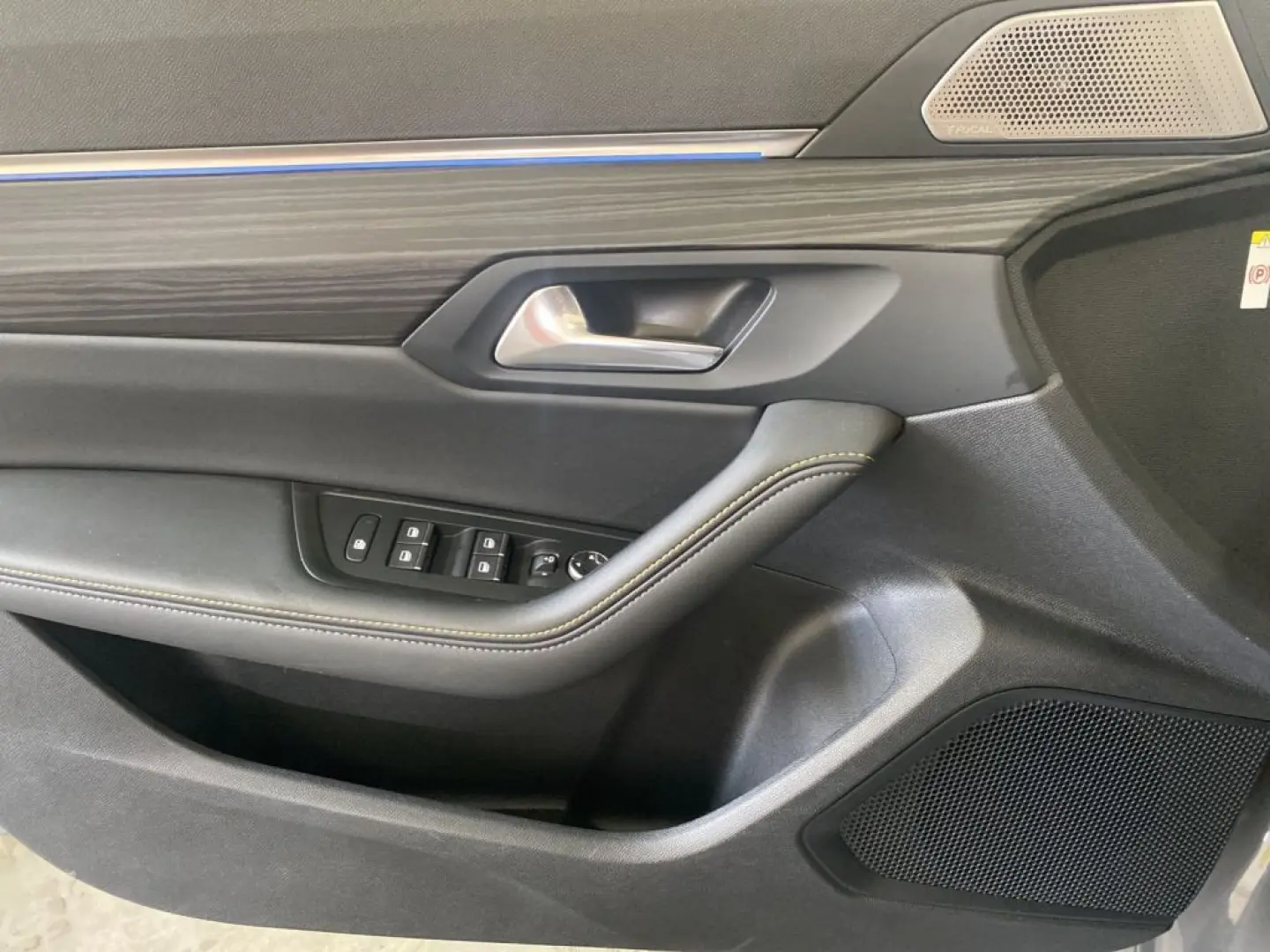 508 Plug-In Hybrid 360 e-EAT8 PEUGEOT SPORT ENGI