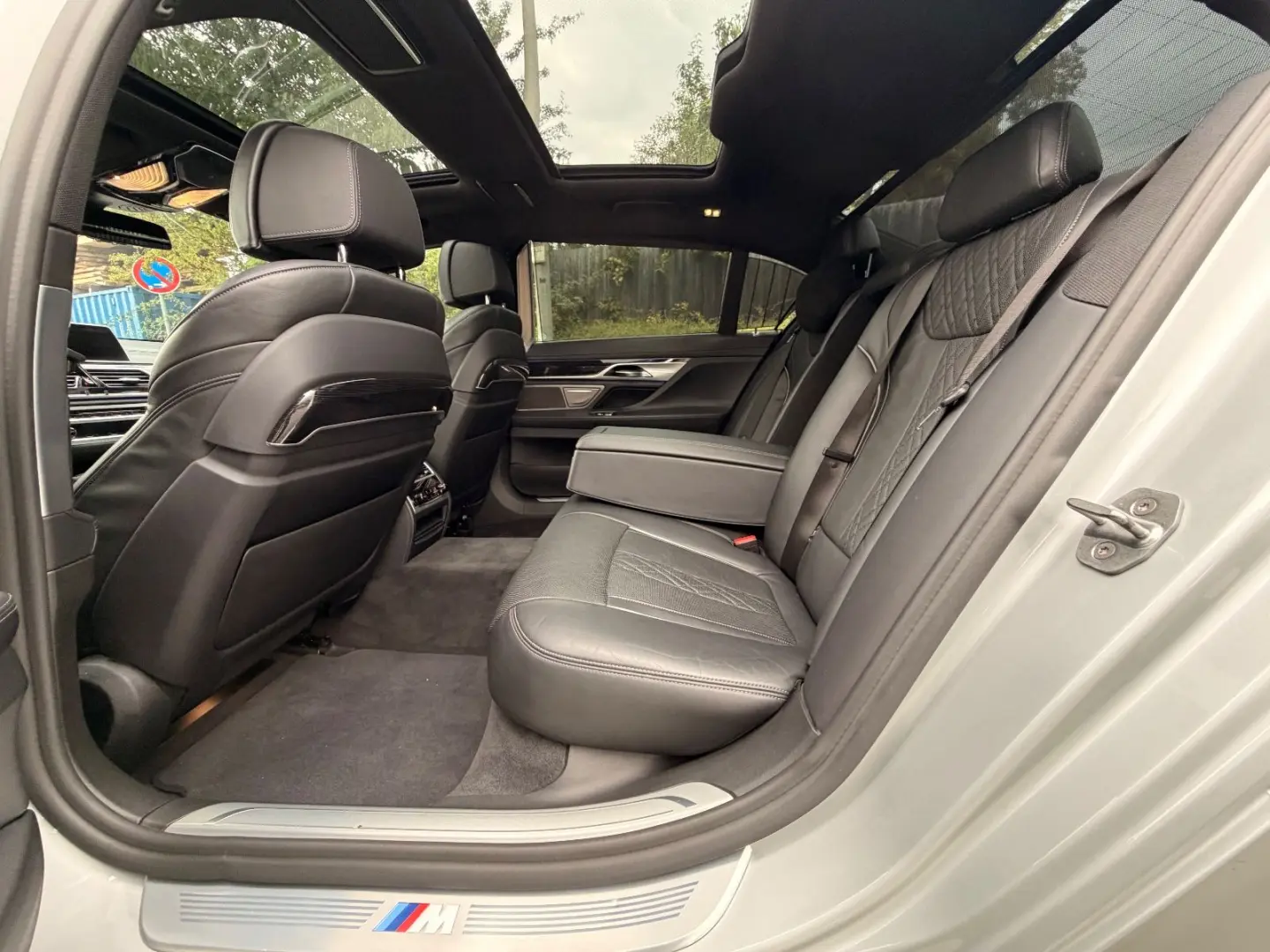 750Li xDrive M Sport Paket*Sky Lounge*HuD*H&K*