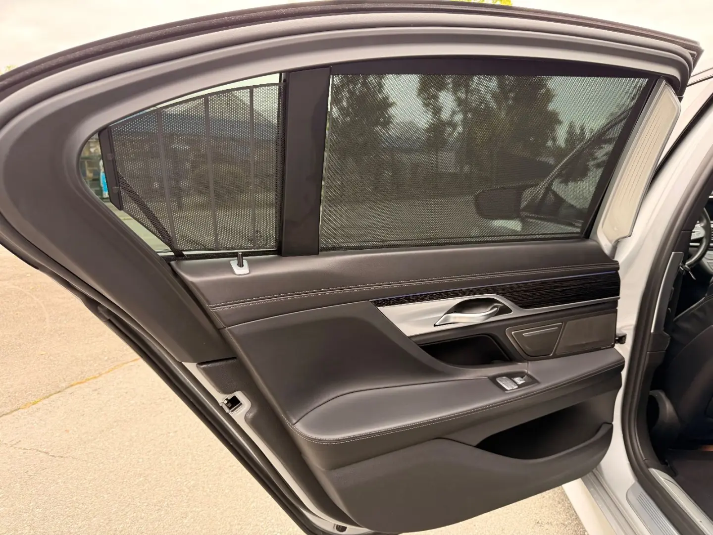 750Li xDrive M Sport Paket*Sky Lounge*HuD*H&K*