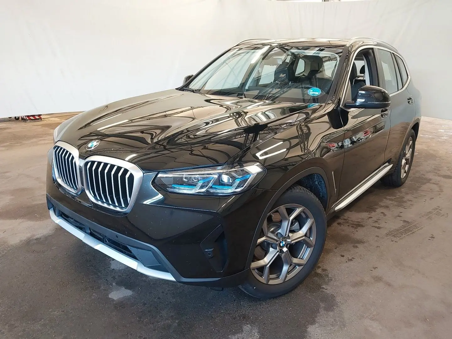 X3 xDrive 20d /PANOR /LEDER / AHK/ HEAD- UP/ H&K