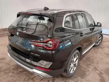 X3 xDrive 20d /PANOR /LEDER / AHK/ HEAD- UP/ H&K