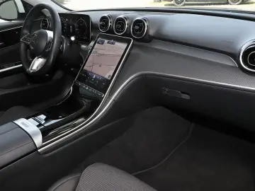 C 180 AHK+KAMERA+CARPLAY+LED+MBUX+SPURHALTE+17