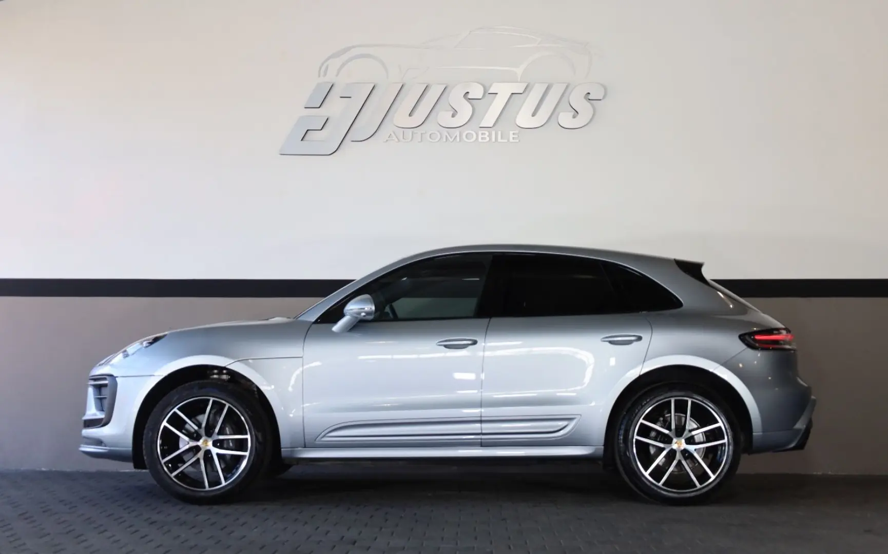 Macan 2.0 AWD/360*/4xSHZ/SBL/LHZ/PANO/TOTW/R20