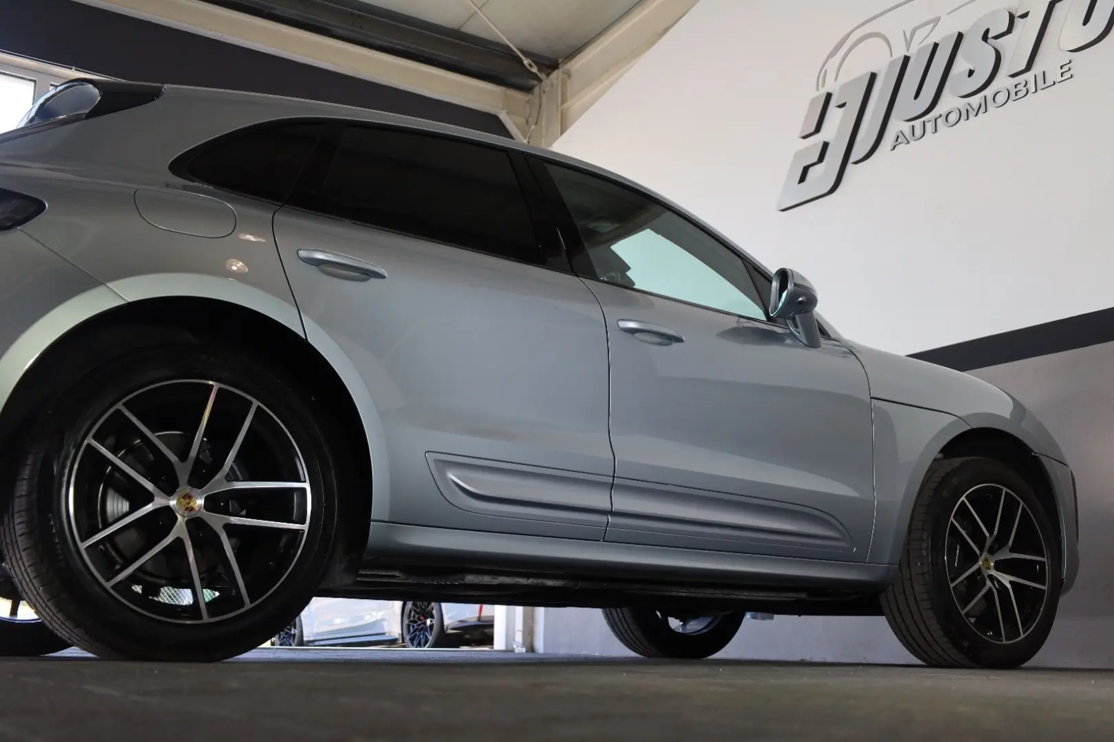 Macan 2.0 AWD/360*/4xSHZ/SBL/LHZ/PANO/TOTW/R20