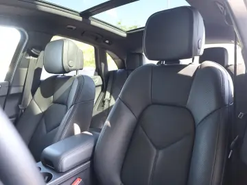 Macan 2.0 AWD/360*/4xSHZ/SBL/LHZ/PANO/TOTW/R20