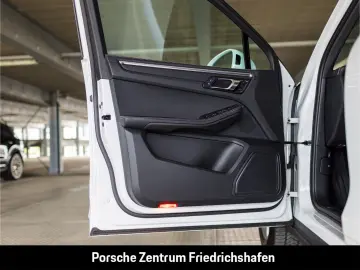 Macan Panorama Abstandstempomat Rückfahrkamera A
