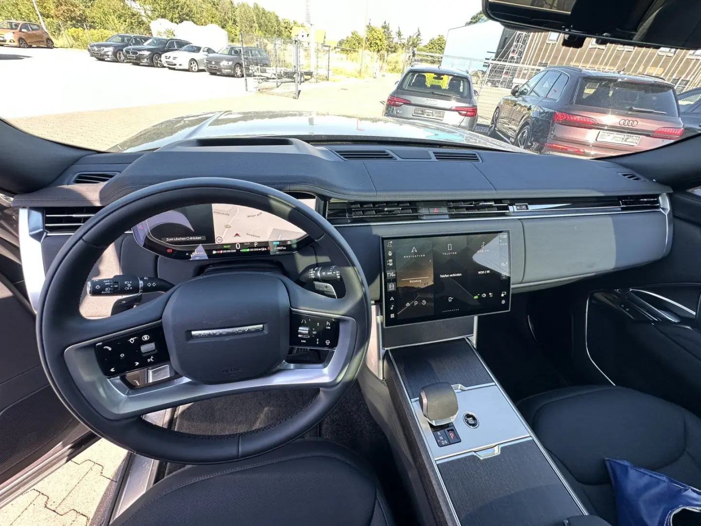 Range Rover P460e Hybrid  HSE Panorama