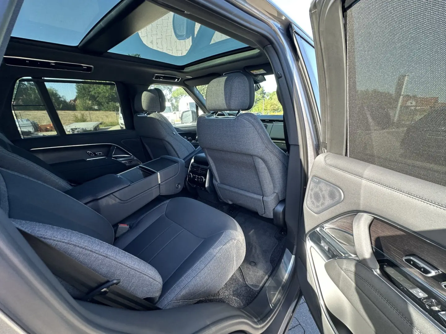 Range Rover P460e Hybrid  HSE Panorama