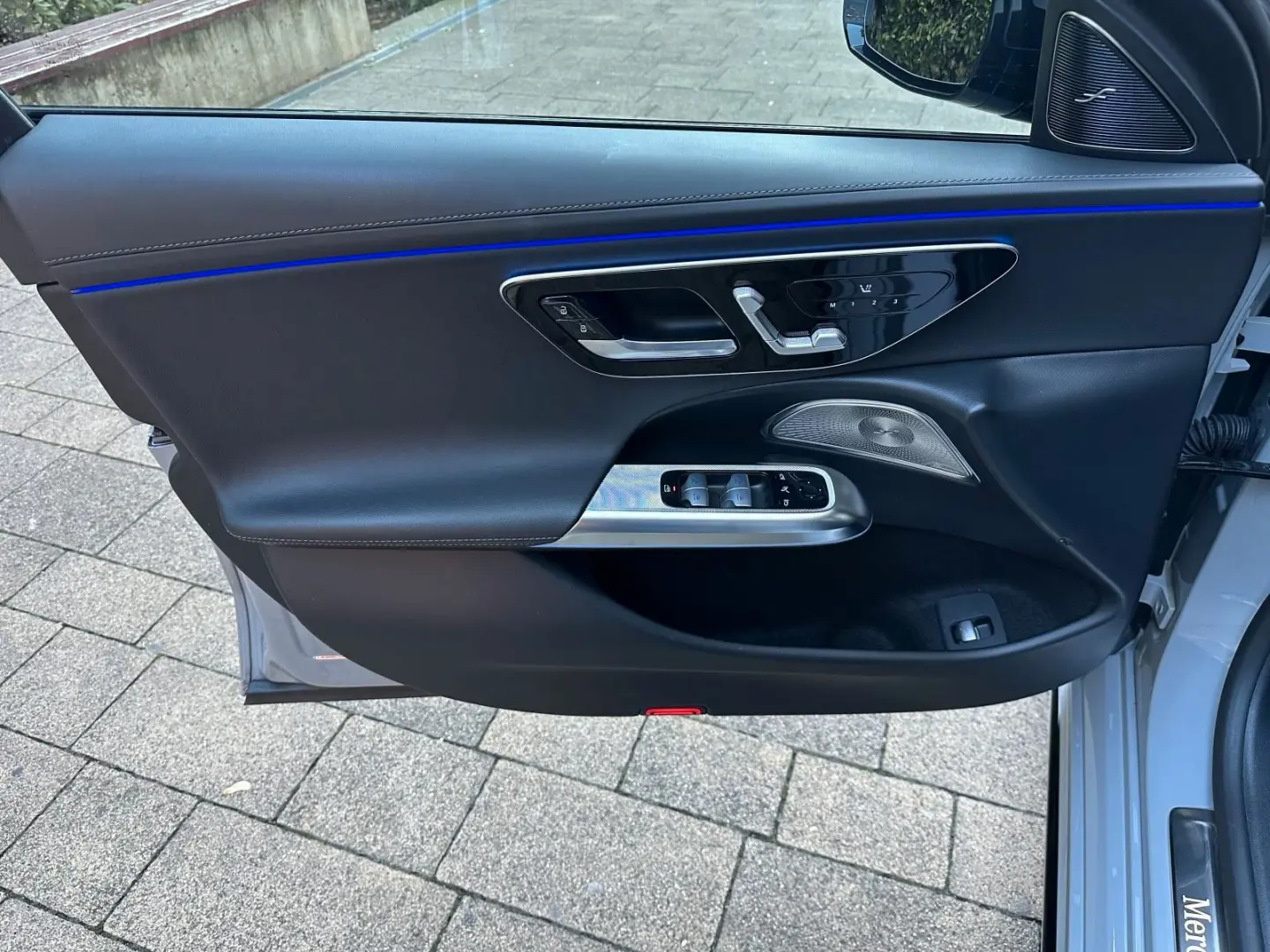 Mercedes E-klasa E300de *AMG*4M*PANO*MEMO*BURM*