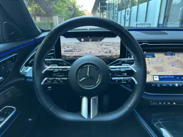 Mercedes E-klasa E300de *AMG*4M*PANO*MEMO*BURM*