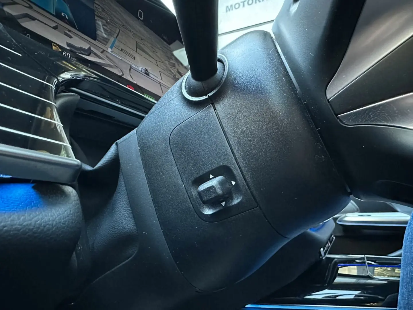 Mercedes E-klasa E300de *AMG*4M*PANO*MEMO*BURM*